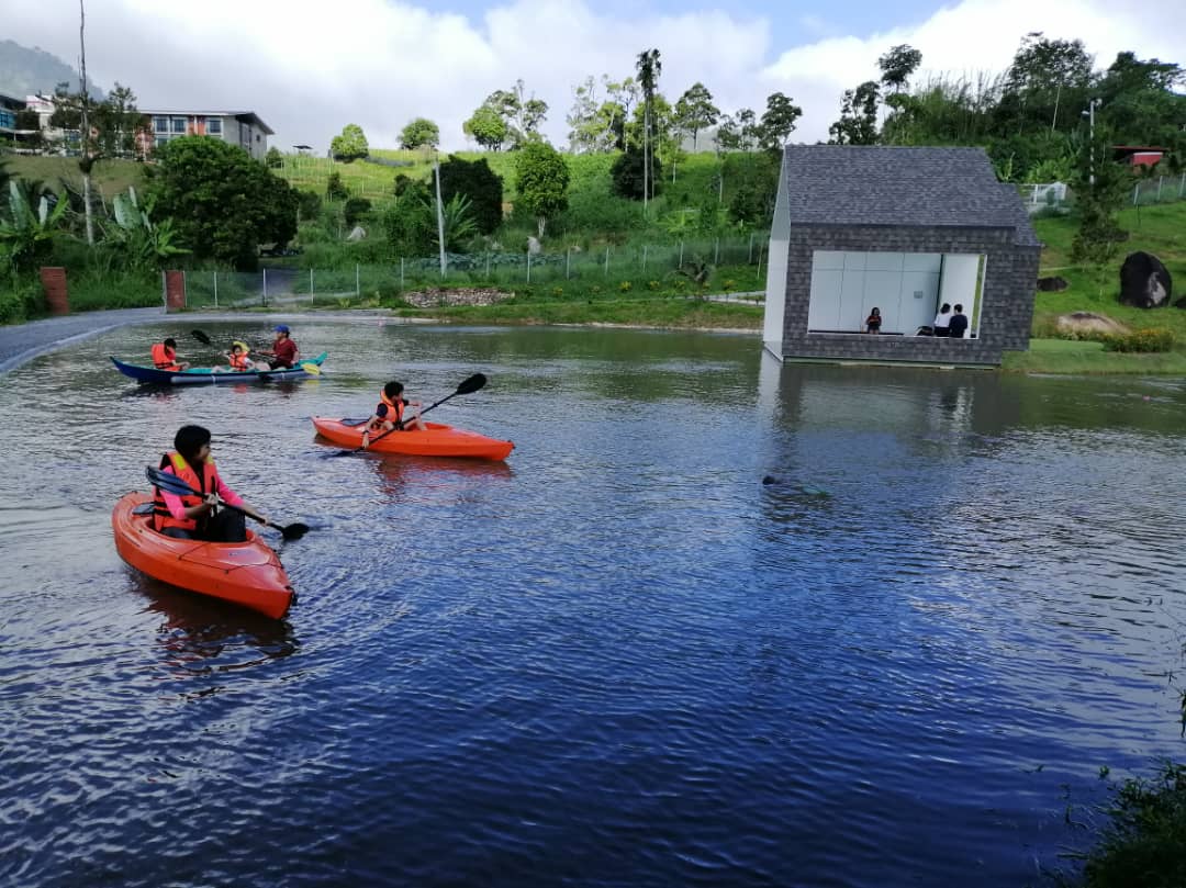 Kayaking1